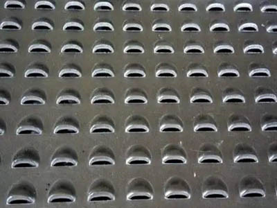 鱼鳞孔冲孔网图片3